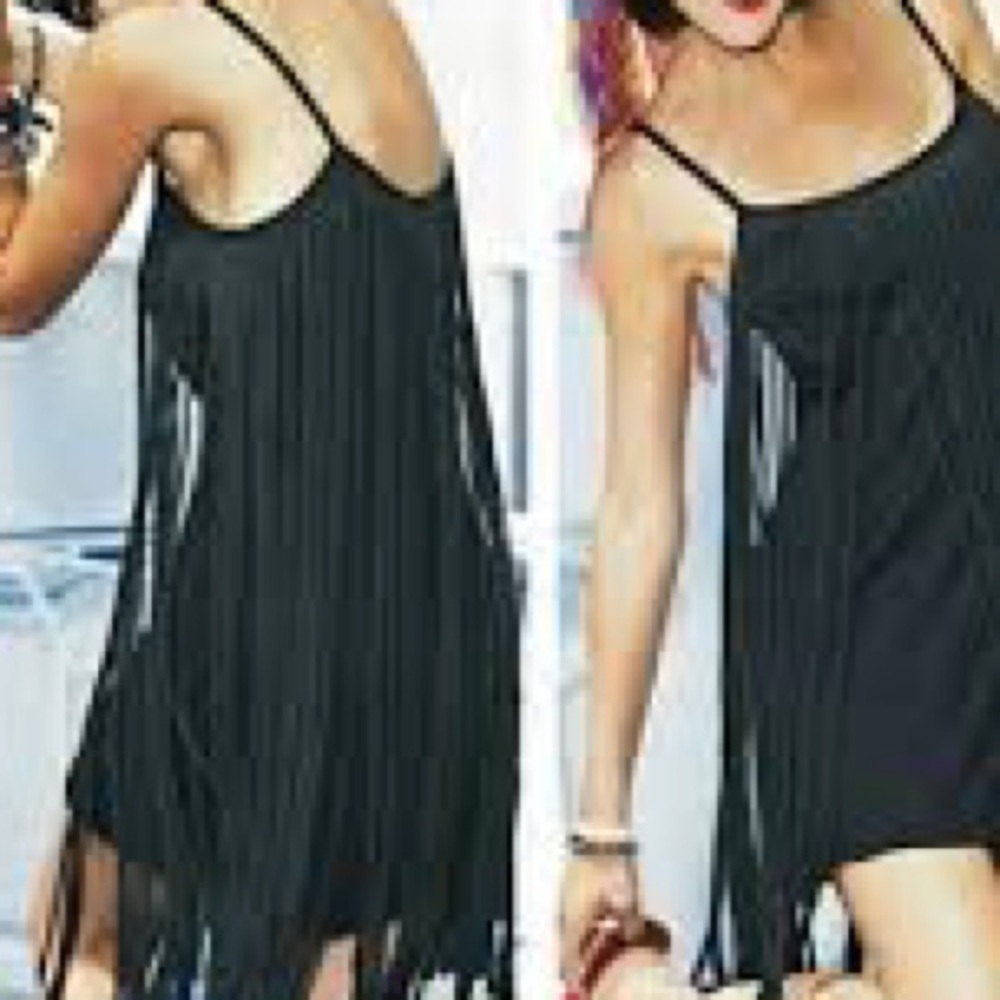 🛑 1 hour sale. NWT. Badgley Mischka, Small, Elegant Black Fringe Dress, so soft - Picture 2 of 11